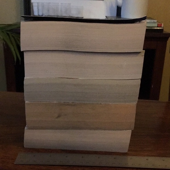 Robert Jordan (Lot of 5) WHEEL OF TIME used books TOR paperbacks # 1, 2, 3, 4, 7 - Picture 5 of 13